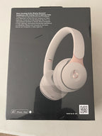 Beats Solo Pro Wireless Noise Cancelling On-Ear Headphones with Apple H1 Headphone Chip