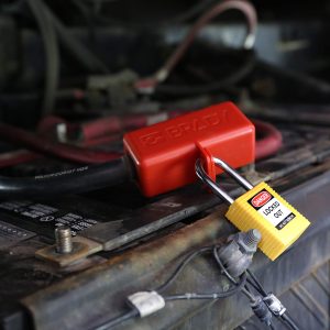 Brady-150820 BatteryBlock Battery Cable Lockout, Commercial Vehicle Max Cord Dia 0.94-Red